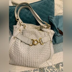 Liz Claiborne Vintage Large Leather Gold toned hardware  Purse.measurements